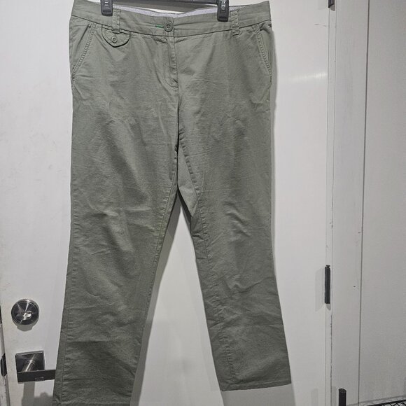 Tommy Hilfiger Pants for women size 12 green in color - Picture 1 of 3